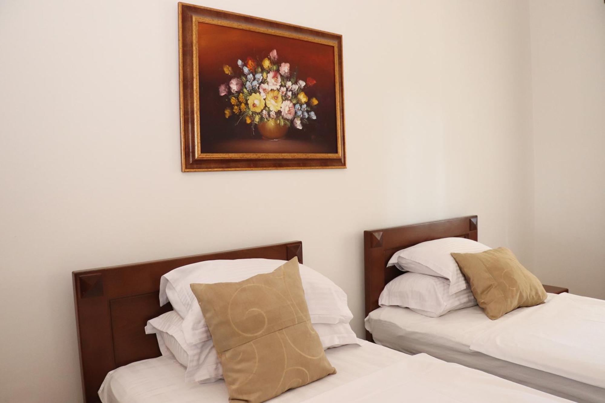 Hotel Palata Venezia Ulcinj Zewnętrze zdjęcie